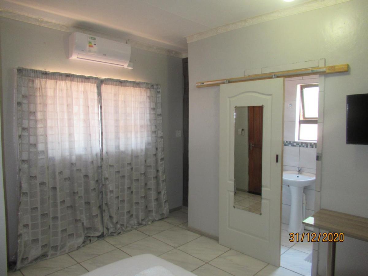 Pab-Love Guest House Kuruman Εξωτερικό φωτογραφία