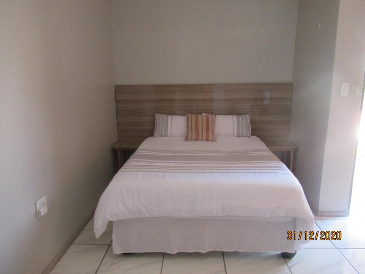 Pab-Love Guest House Kuruman Εξωτερικό φωτογραφία