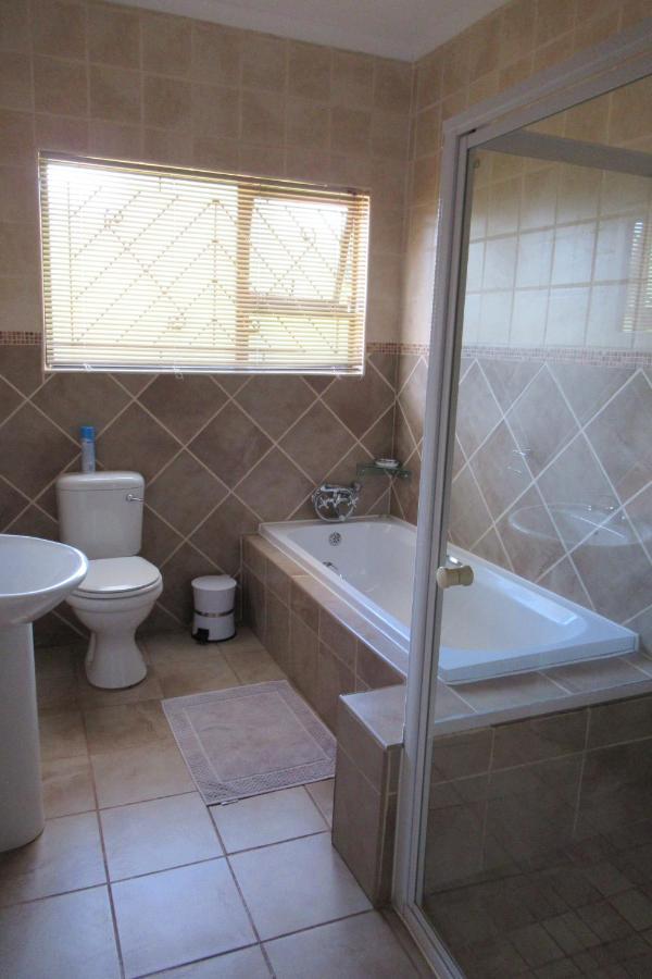 Pab-Love Guest House Kuruman Εξωτερικό φωτογραφία