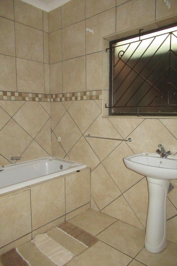 Pab-Love Guest House Kuruman Εξωτερικό φωτογραφία