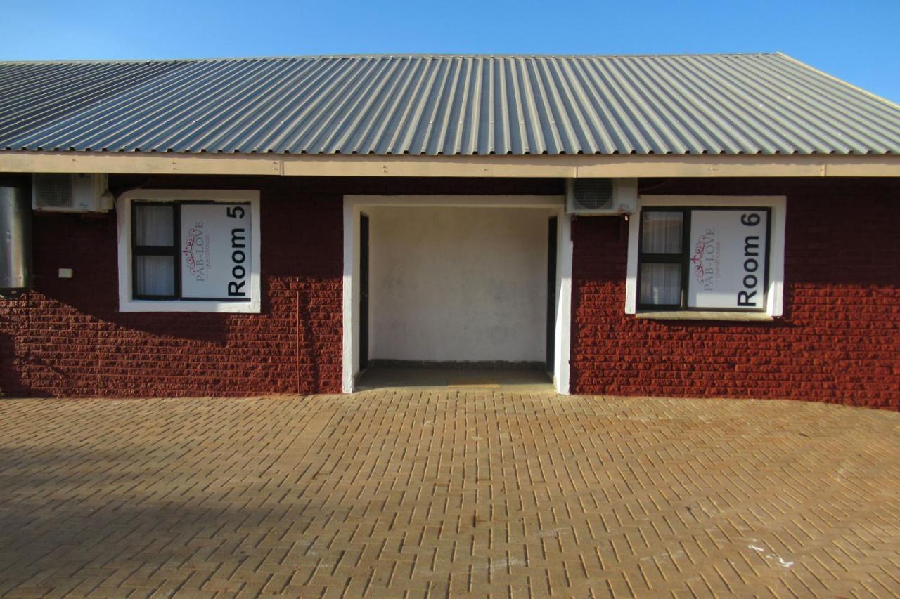 Pab-Love Guest House Kuruman Εξωτερικό φωτογραφία