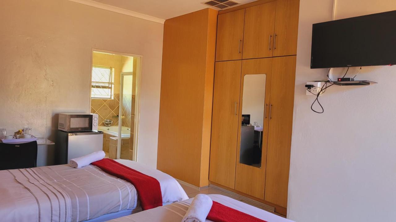 Pab-Love Guest House Kuruman Εξωτερικό φωτογραφία