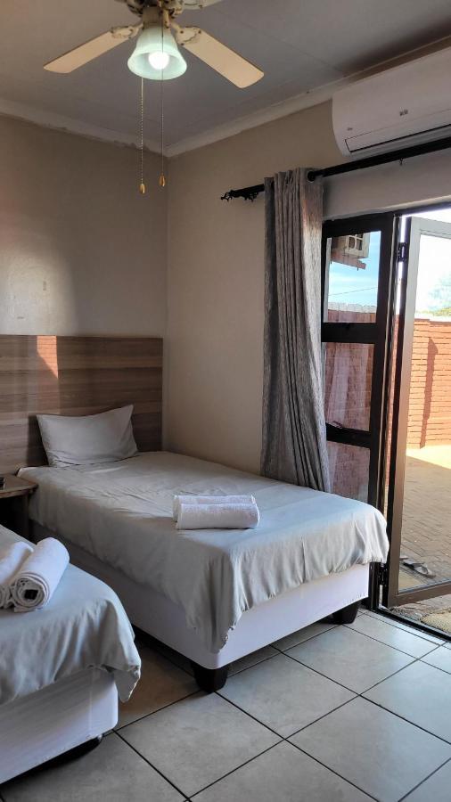 Pab-Love Guest House Kuruman Εξωτερικό φωτογραφία