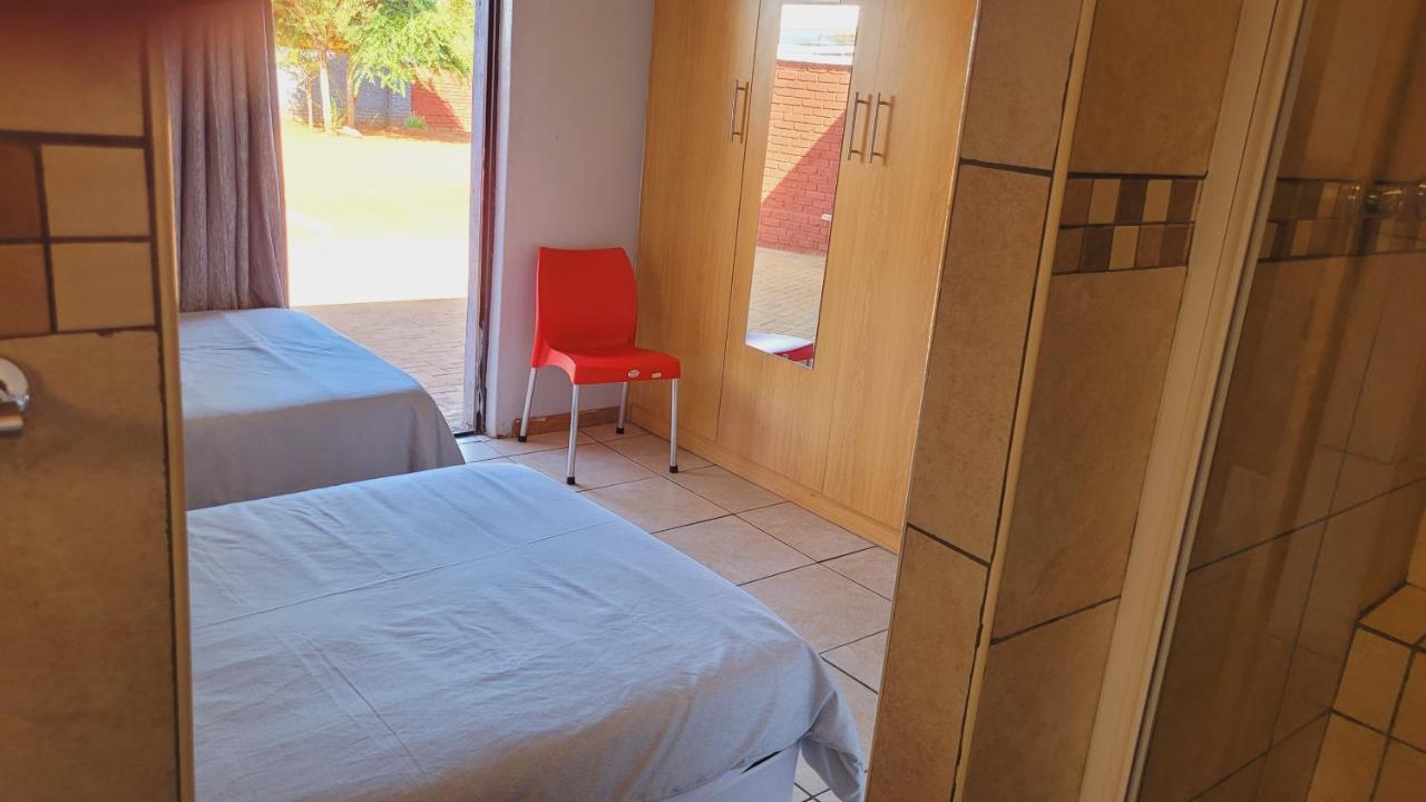 Pab-Love Guest House Kuruman Εξωτερικό φωτογραφία