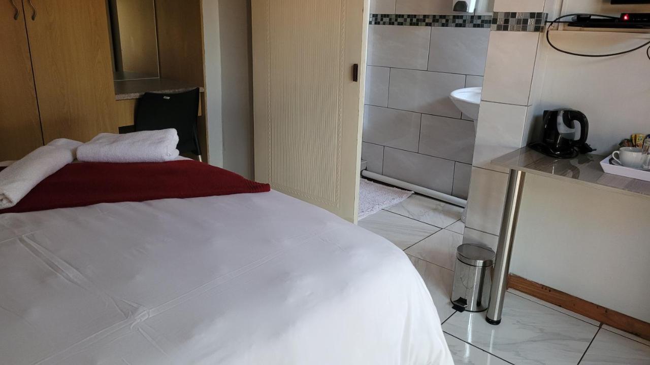 Pab-Love Guest House Kuruman Εξωτερικό φωτογραφία